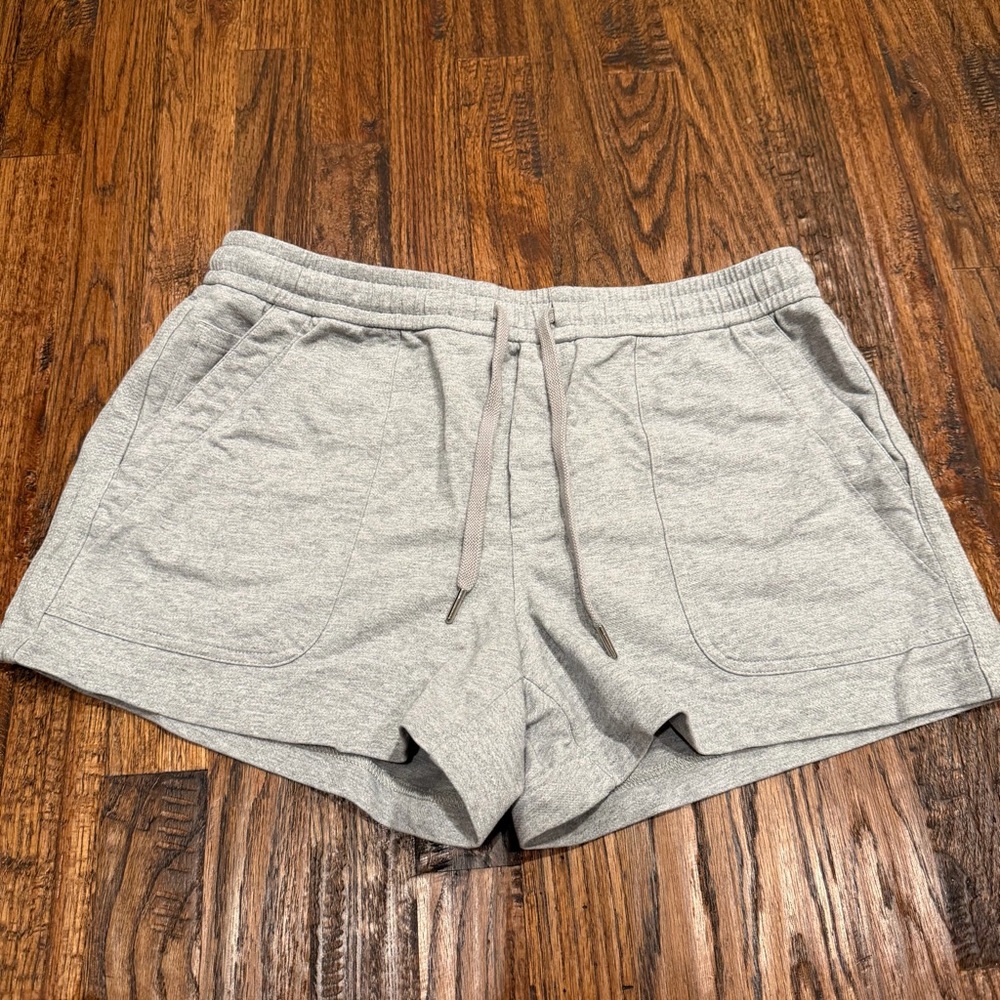 Athleta Farallon Shorts Heathered Gray